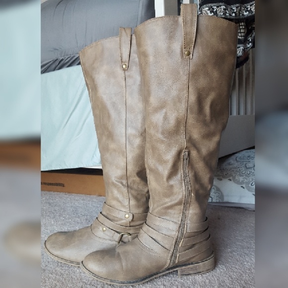 journee collection walla riding boot